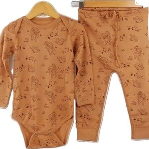 New two piece baby merino wool base layer 6-12 months